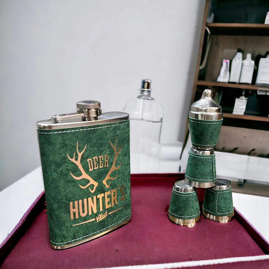 Green Hunter Club Hip Flask Set