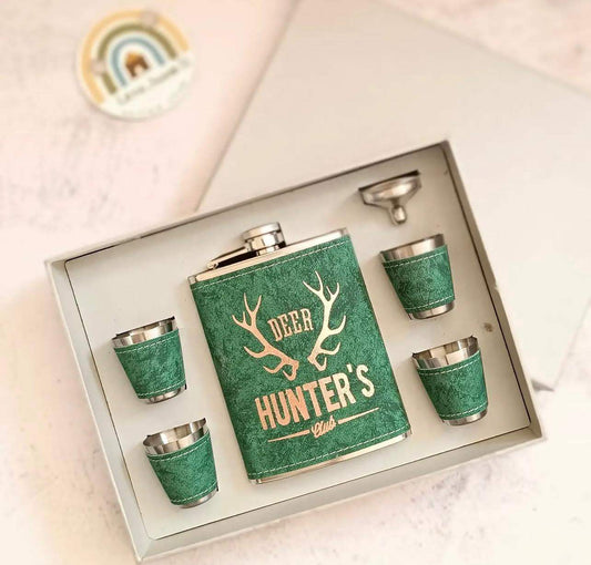 Green Hunter Club Hip Flask Set