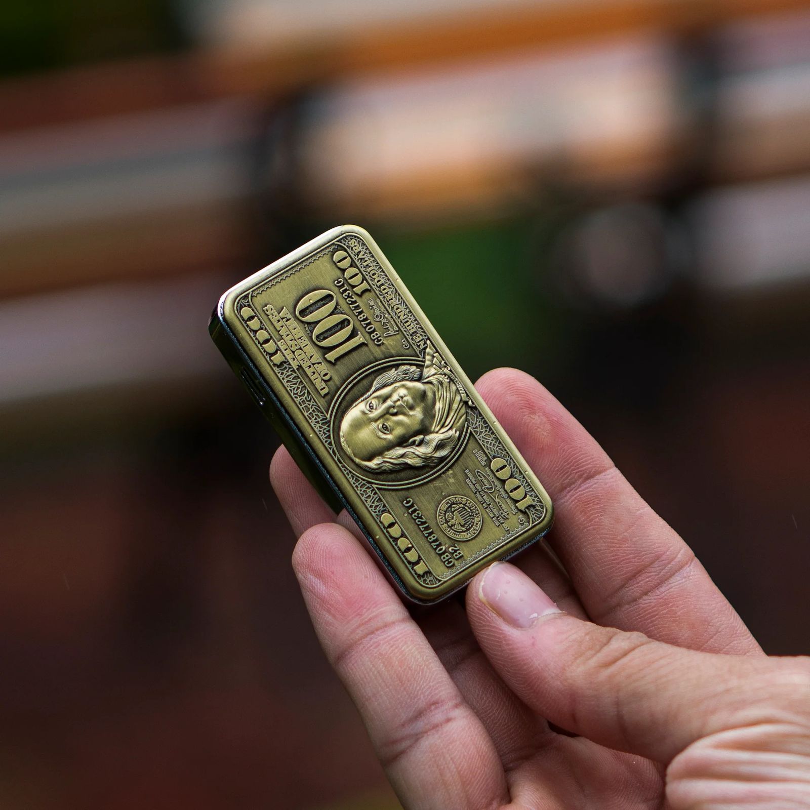 Vaishnavii US Dollar Lighter